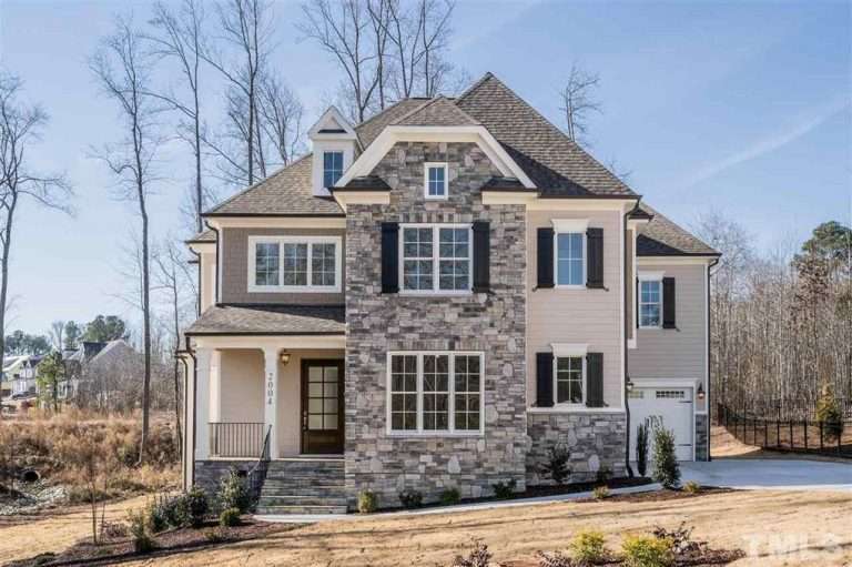 Beautiful Opportunity in Apex's Bella Casa Walker DesignBuild